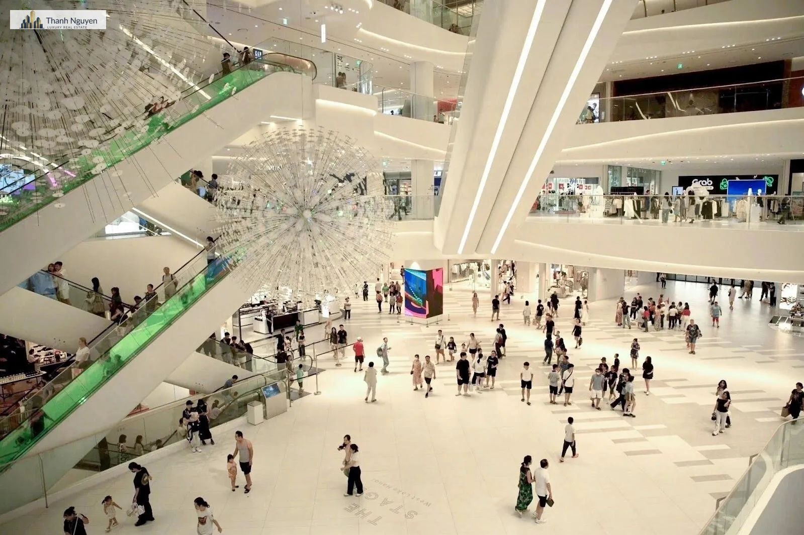 Vốn Ngoại Đổ Bộ, TTTM Hà Nội Bùng Nổ 3 Trung tâm mua sắm, giải trí Lotte Mall West Lake Hanoi. Ảnh: Lotte Mall West Lake Hanoi