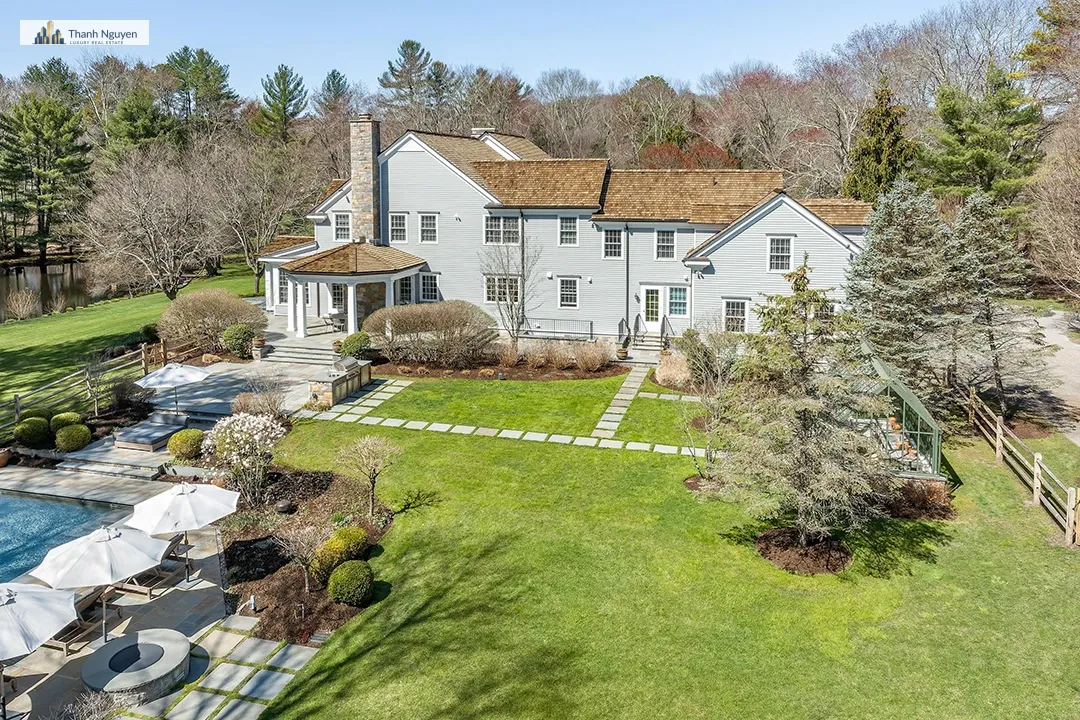 Khám phá Biệt thự 8,5 Triệu USD Của Matt Damon: Tuyệt tác Colonial giữa rừng xanh 2 body 1785358973 0