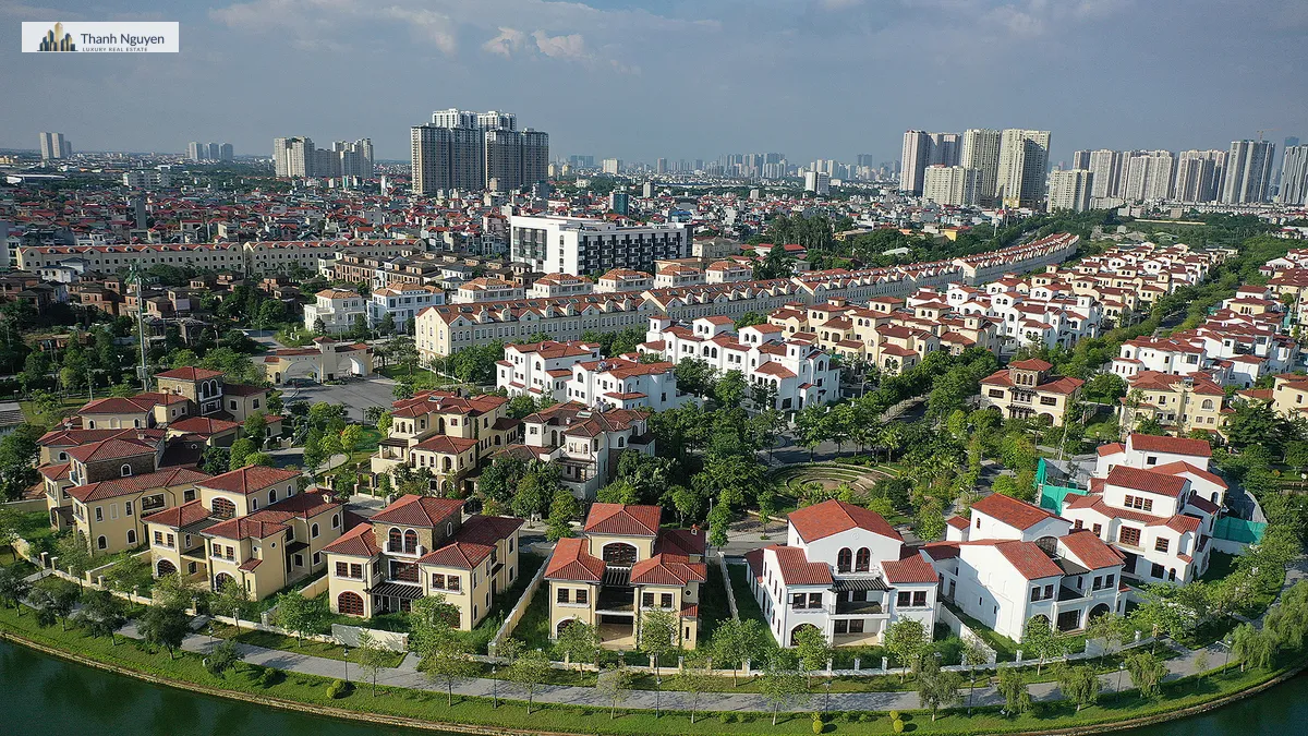 Thanh khoản biệt thự liền kề Hà Nội giảm 74%: Giá BĐS điều chỉnh