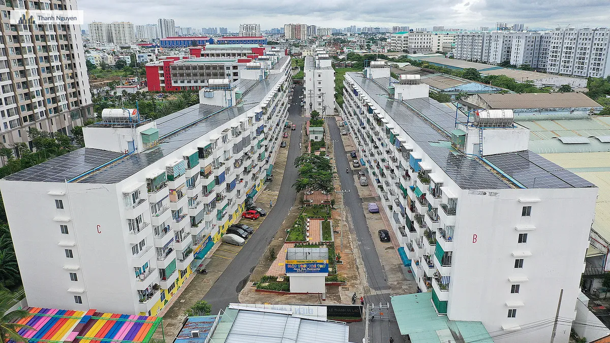 Áp Trần Giá Nhà Thương Mại Vừa Túi Tiền: Chuyên Gia Đề Xuất