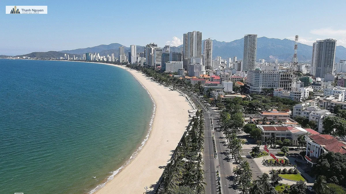 Khánh Hòa Đấu Giá Loạt Đất ‘Vàng’: Mở Cửa Khu Du Lịch, Làng Biển & Đô Thị