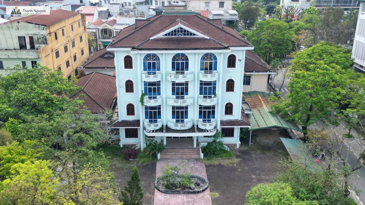 Huế Đấu Giá Hơn 10.600m² Đất Vàng Ven Sông Hương Xây Khách Sạn 5 Sao