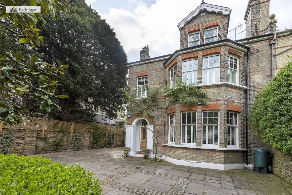 Khám Phá Biệt Thự Victorian 19th Của Tom Holland Ở London 3 Bất Động Sản HCM