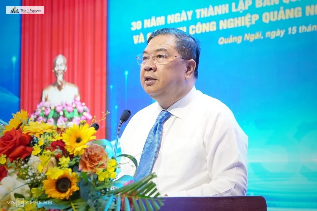 Dung Quất: Chuyển Mình Hút Công Nghệ Cao, Phát Triển Bền Vững 2 Phó Thủ tướng thường trực Phạm Gia Túc phát biểu chỉ đạo ở Lễ kỷ niệm 30 thành lập Ban Quản lý Khu kinh tế Dung Quất và các Khu công nghiệp Quảng Ngãi. Ảnh: Phạm Linh