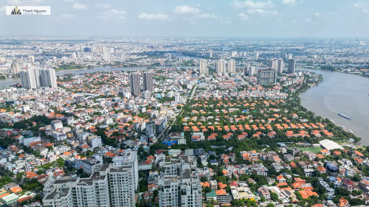 Giá căn hộ cũ TP.HCM giảm mạnh: Người bán chịu lỗ