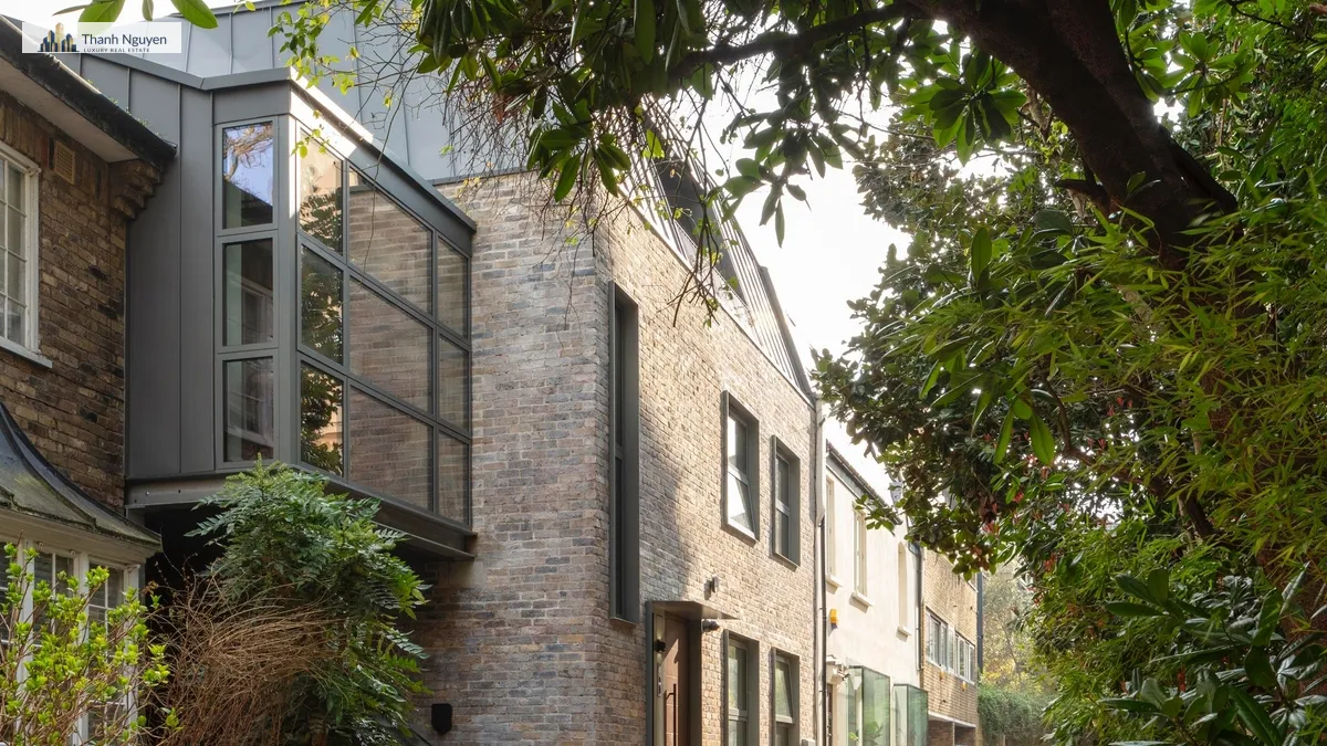 Cải tạo nhà phố trăm tuổi London: Kết hợp kiến trúc cổ và năng lượng mặt trời